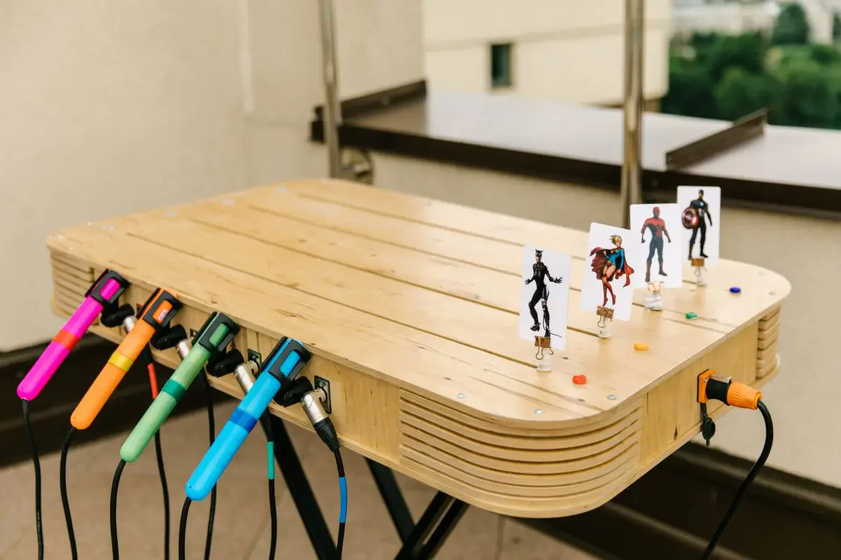 Attractions and Activity Points: Tabletop Horse Racing