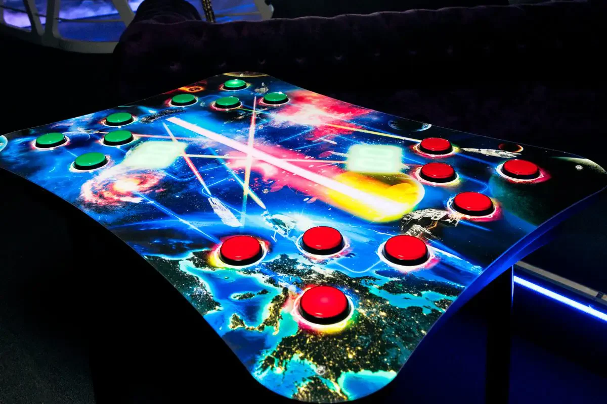 Attractions and Activity Points: Button Fight
