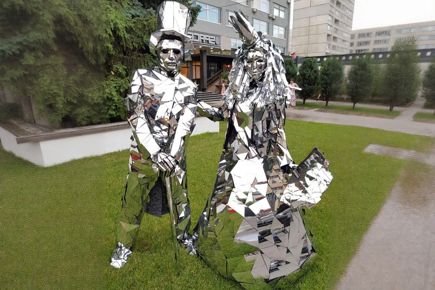 Mirror People